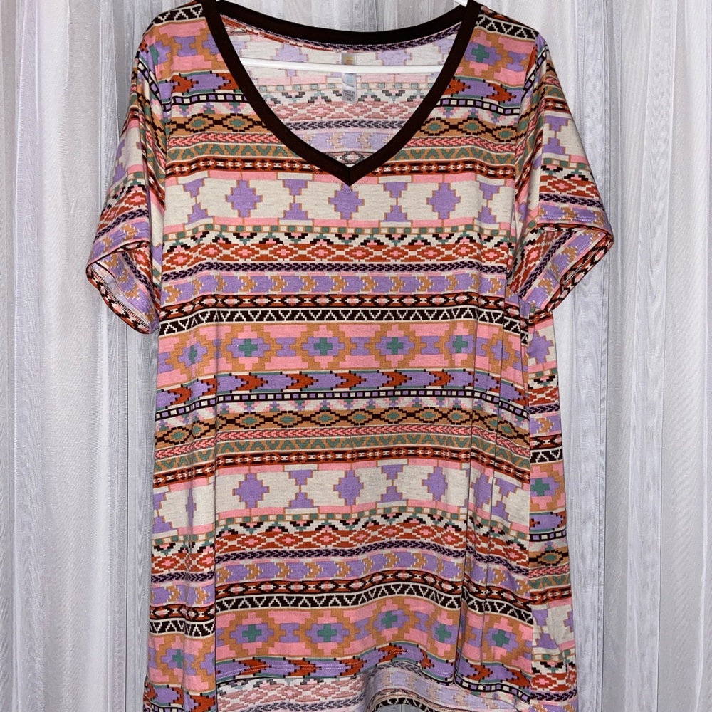 LuLaRoe Multicolor Geometric Short Sleeve Top